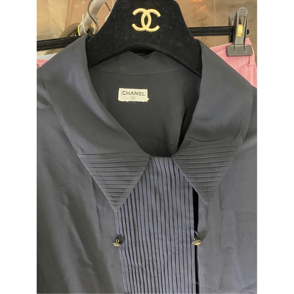 Chanel Navy Silk Blouse with Double Gold and Black Fastening - Picture 3 of 3